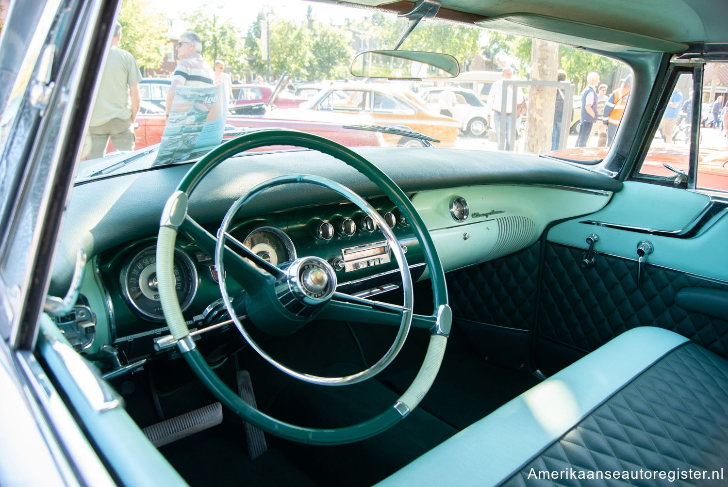 Chrysler New Yorker uit 1956